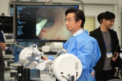 <strong>同样控制消息的病人</strong>