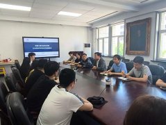<strong>学院将继续拓宽师生联系</strong> 